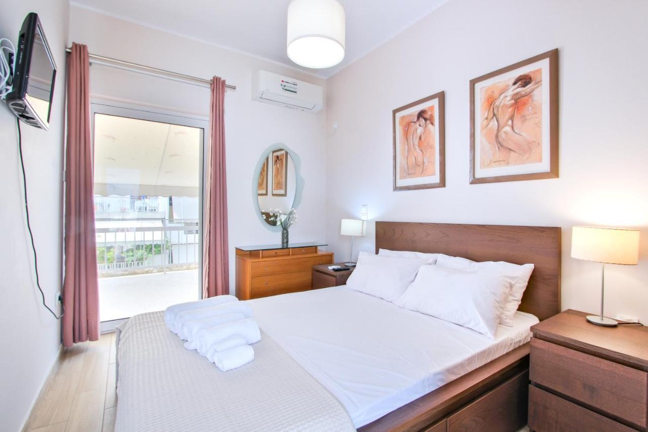 Family Apartment Near Port Pire Dış mekan fotoğraf