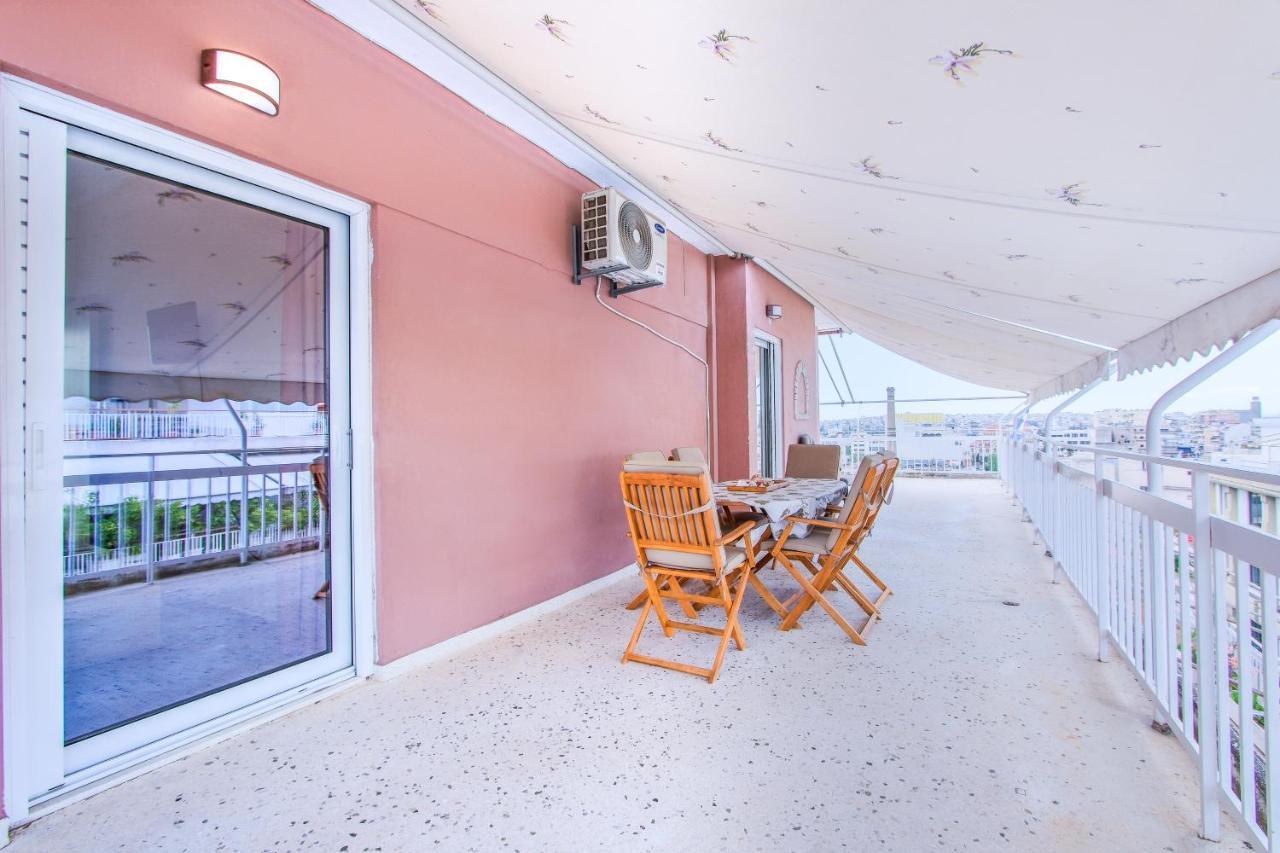 Family Apartment Near Port Pire Dış mekan fotoğraf